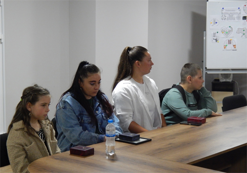 Пам’ять про мужність: у Шепетівці вшанували полеглих Героїв держнагородами