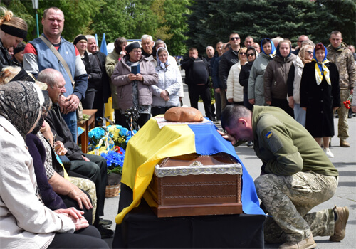 Надія згасла: Шепетівка прощалася з воїном, який зник у грудні 2024 року
