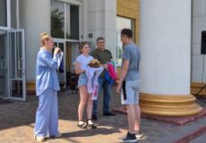 Після 116 днів пекельного російського полону в Славуті зустріли Захисника