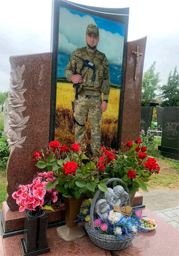 На Шепетівщині надіслали повістку полеглому у бою захиснику