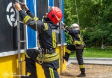 У Хмельницькому змагалися за звання кращого начальника караулу: відзначився шепетівчанин