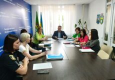 За неналежне виконання обов’язків — до відповідальності: у Нетішині розглянули проблемні родини