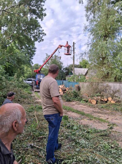У Грицівській громаді вже майже тиждень ліквідовують наслідки негоди