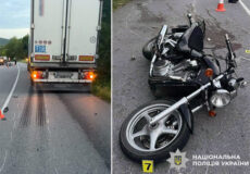 На Хмельниччині у ДТП потрапив літній байкер