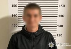 Від акумулятора до бензопили — на Хмельниччині жінка «обчистила» чимало місць