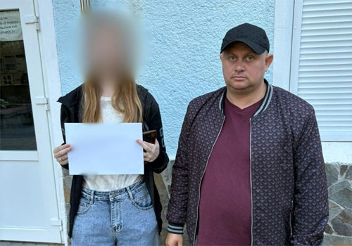 Дівчина, яка зникла на Хмельниччині, опинилася в іншій області