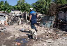 У Хмельницькому на місці ворожого прильоту знайшли тіло чоловіка