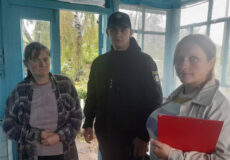 У громаді на Шепетівщині перевірили три сім’ї, у яких виховують сімох дітей