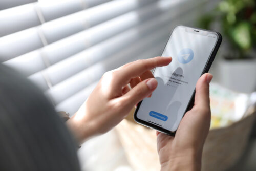 Почему в Telegram так много контента: от мемов до аналитики