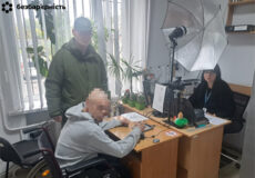 На Хмельниччині до міграційників звернувся поранений захисник