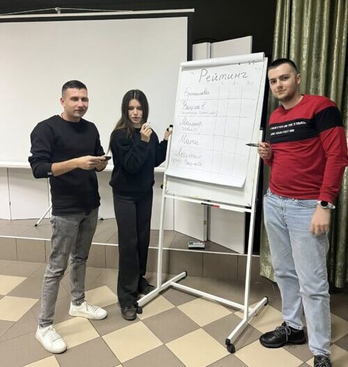 Молодіжна рада Шепетівки долучилася до сесії гуманістичної освіти Life Skills у Червоному Хресті