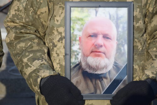 Дев'ять місяців надії: Михайло Павлушко повернувся «на щиті» до рідного міста