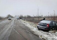 ДТП на Шепетівщині: водійку госпіталізували до травматології
