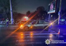ДТП на переході у Хмельницькому: пішохода госпіталізували