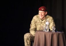 Відомий актор, який нині служить у ЗСУ, завітав на Шепетівщину