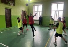 У Чотирбоцькій гімназії відбувся ІІ етап «Пліч-о-пліч» з баскетболу та мінігандболу