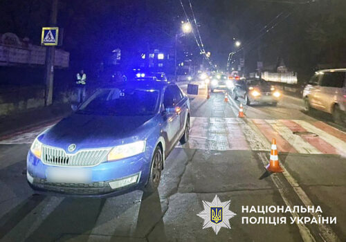 У Хмельницькому збили жінку на «зебрі»