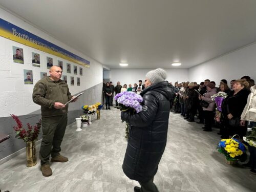 У Шепетівській колонії відкрили пам'ятну дошку загиблим працівникам, які віддали життя за Україну