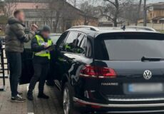 «Гарантував» інвалідність за 3000 доларів: деталі інциденту по сусідству з Хмельниччиною