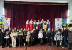 У Судилківській громаді дітям Героїв вручили обереги «Батьківське серце»