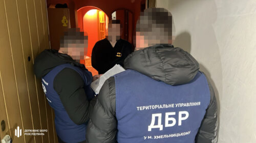 Відстрочка за гроші, а хабар — навіть авто: ДБР підозрює заступника начальника Рівненського ОТЦК та СП