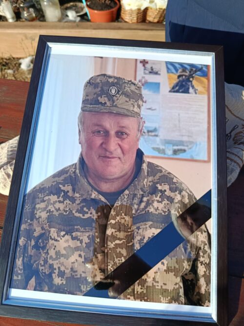 У громаді на Шепетівщині прощалися із Захисником Поліщуком Романом