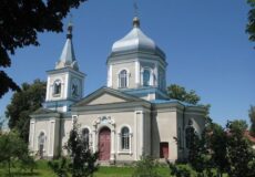 Настоятель та громада ПЦУ: за храм на Хмельниччині точилася запекла судова боротьба
