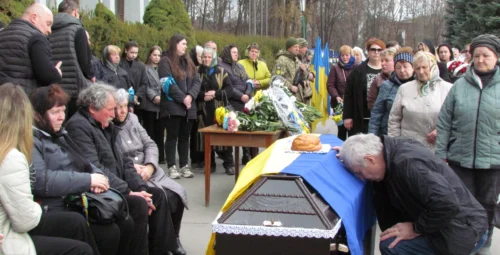 Шепетівка попрощалась із командиром розвідувального взводу