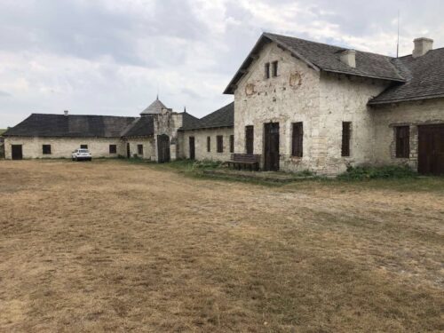 Весняна подорож Поділлям, де природа, історія й тиша переплітаються в одну мандрівку