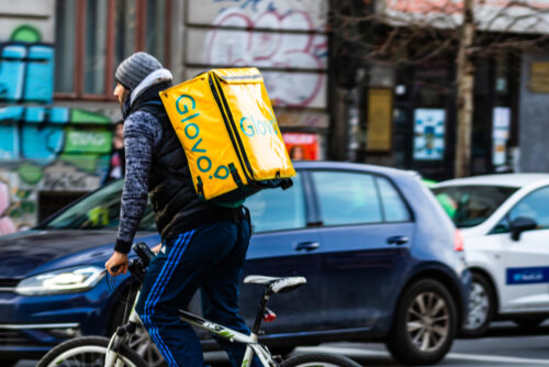 Робота кур’єром Glovo у Польщі — як почати працювати через партнера
