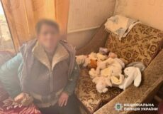 Шокуючий злочин на кладовищі: жінка обікрала дитячу могилу