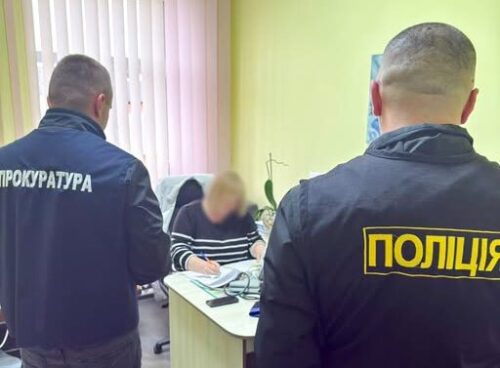 Завдала збитку державі на майже мільйон гривень: у чому підозрюють головну лікарку в сусідній із Хмельниччиною області