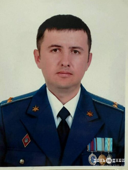 Загинув у перший день війни, прикриваючи небо: дружина полковника Кузьміна продовжує його справу та ініціювала петицію про присвоєння Героя України
