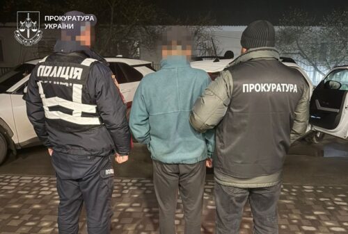 На Шепетівщині 35-річний вітчим зґвалтував свою малолітню падчерку