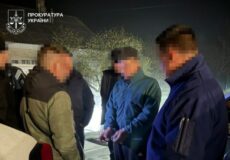 На Шепетівщині 35-річний вітчим зґвалтував свою малолітню падчерку