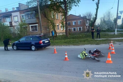 В Ізяславі водійка наїхала на велосипедистку