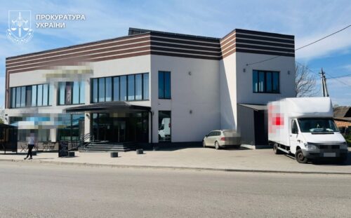 Не задекларував майно вартістю 13,7 млн грн: на Хмельниччині посадовцю міграційної служби повідомлено про підозру
