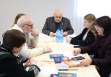 Слово, що торкається душі: поетеса з Ізяславщини здобула престижну літературну премію