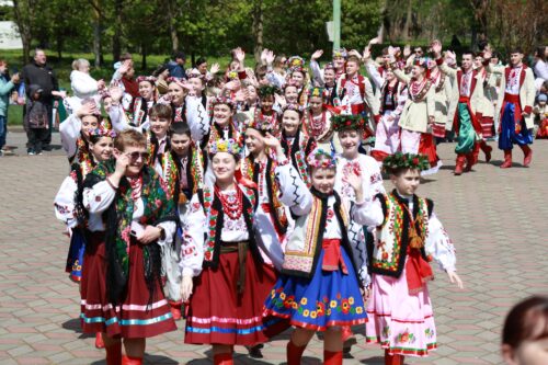 888 учасників у єдиному танцювальному колі: Хмельниччина встановила рекорд України