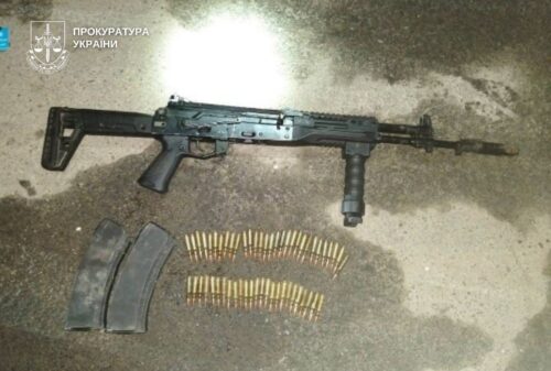 П'яний чоловік прийшов до ТЦК з автоматом і відкрив вогонь: подробиці інциденту на Хмельниччині