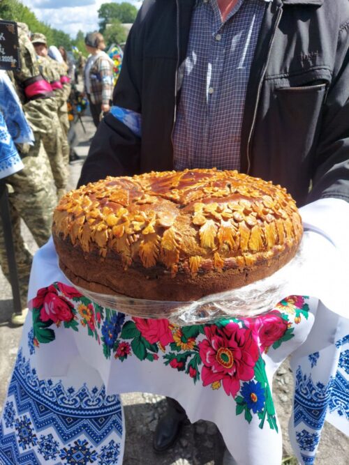 На Шепетівщині попрощалися з 26-річним Героєм, який загинув у бою на Донеччині