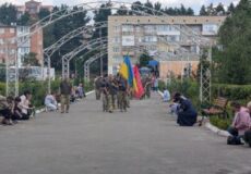 Вважався зниклим безвісти: Славутська громада провела в останню дорогу Захисника
