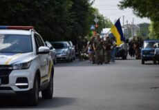 Родина побачила телефон Захисника в мережі, але ним користувався окупант: у Шепетівці попрощалися із Андрієм Зайцем