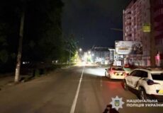 У Хмельницькому водій електросамоката збив літню жінку