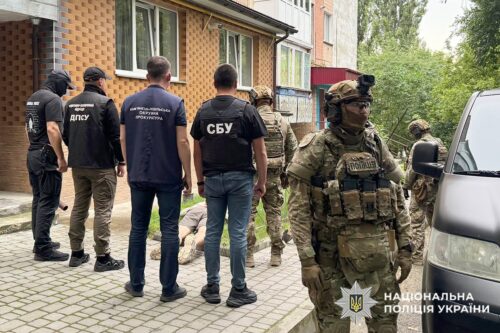 Брали по 6 тисяч доларів за втечу з України: на Хмельниччині затримали двох жителів Львівщини (Відео)