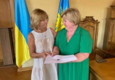 Унікальна знахідка XVIII століття поповнила музей на Хмельниччині
